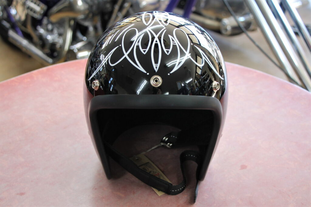 低価格で大人気の 一点モノ ピンストライプ ヘルメット 爪痕 - ヘルメット/シールド - www.smithsfalls.ca