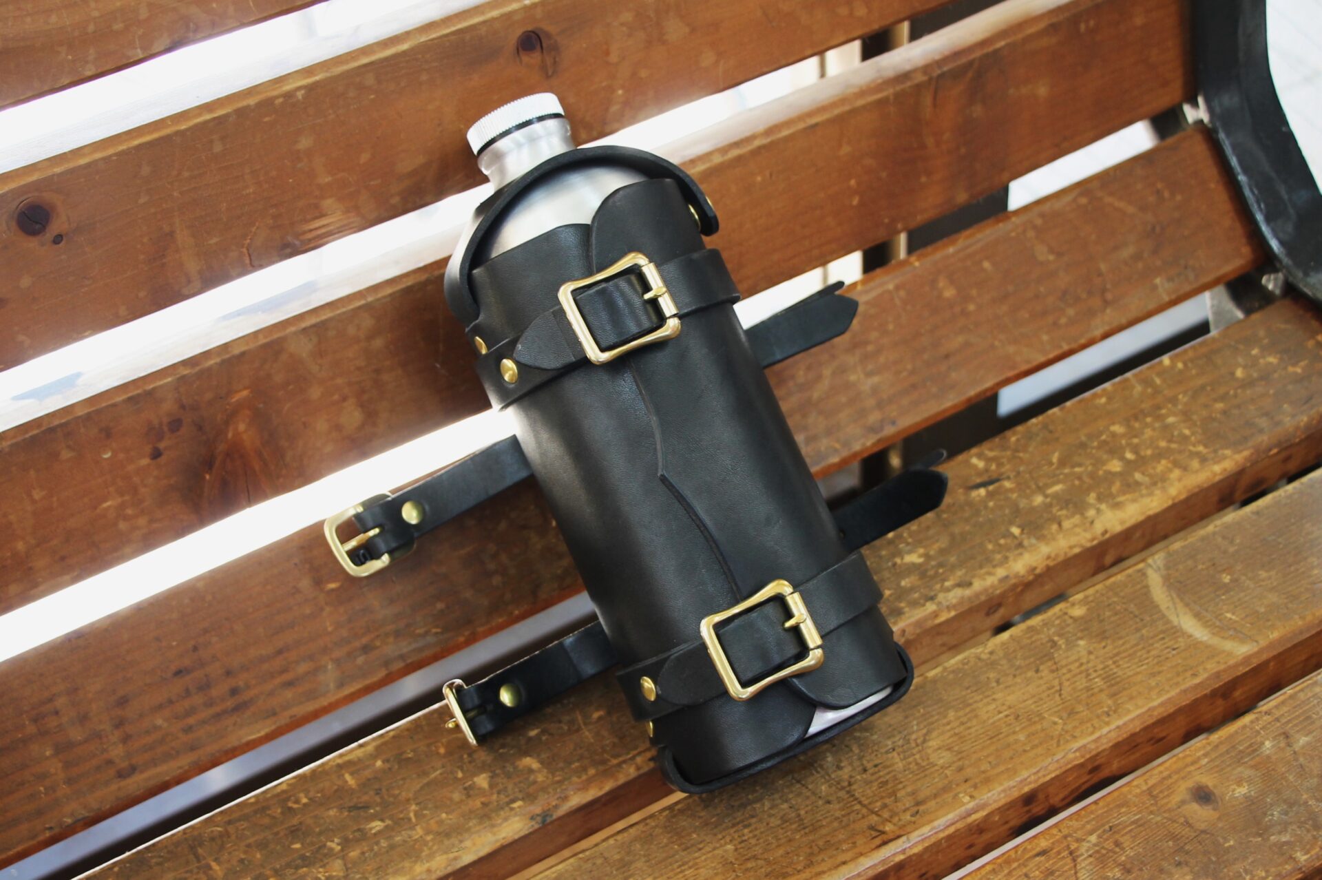 ENDO製レザーホルダー＆ガソリン携行缶SET＜税込¥24,200